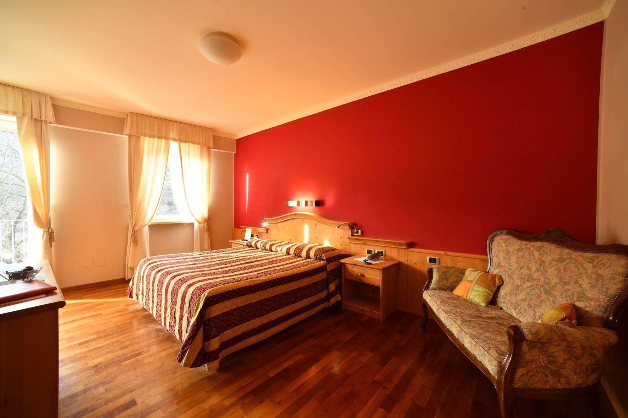 Hotel Lilla' Terlago Exterior photo